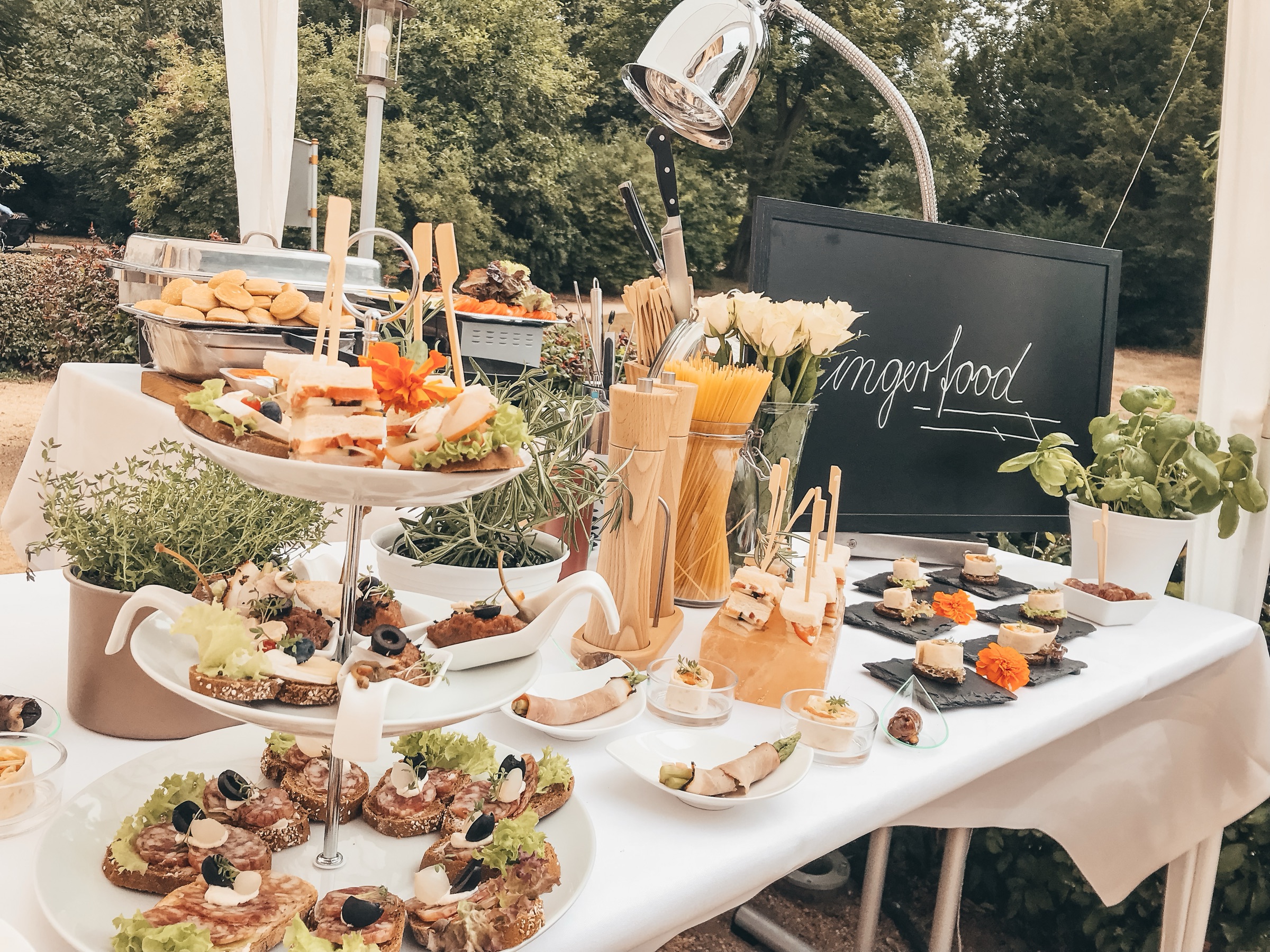 Hochzeit, Service